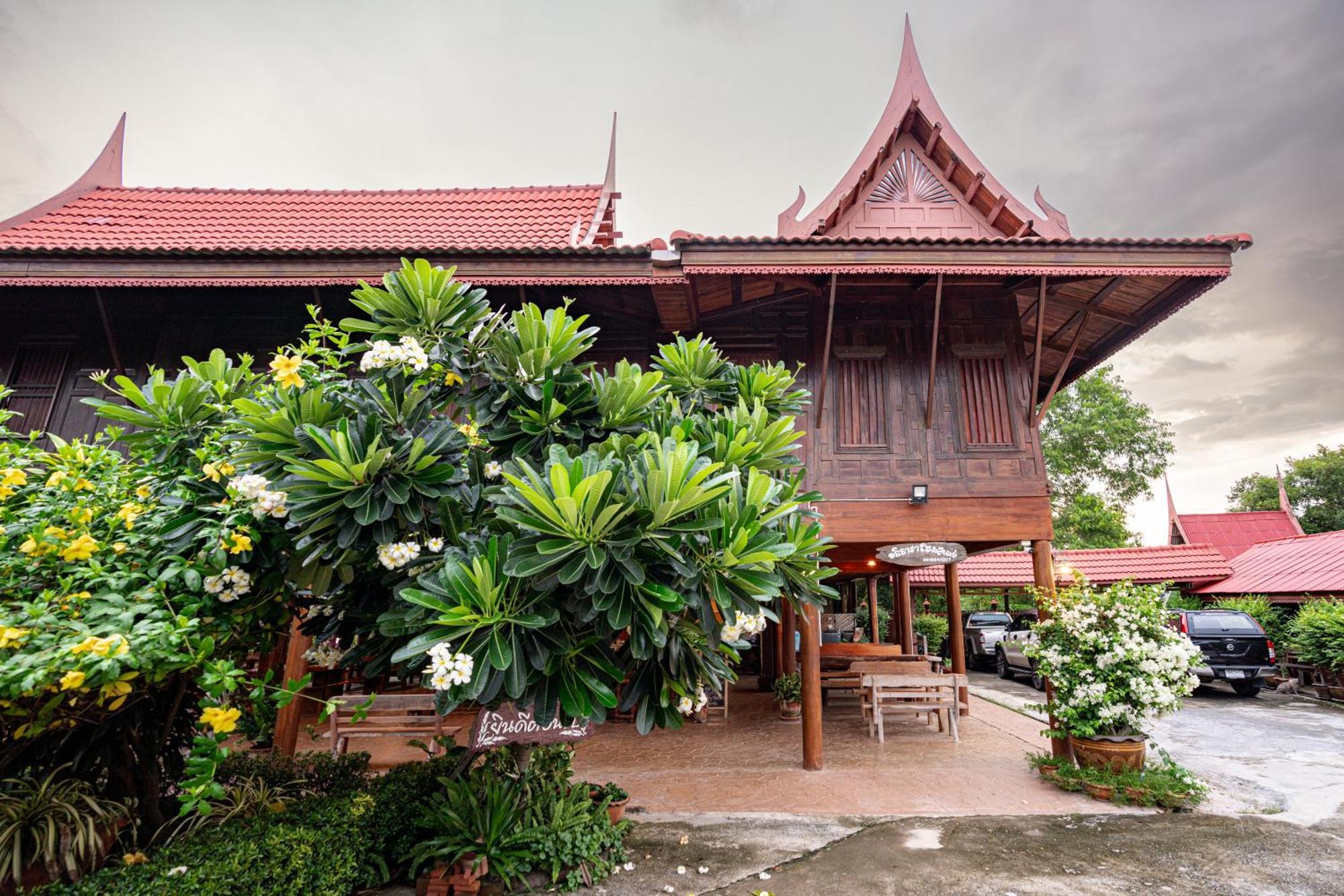 Athithara Homestay Аюттхая Экстерьер фото
