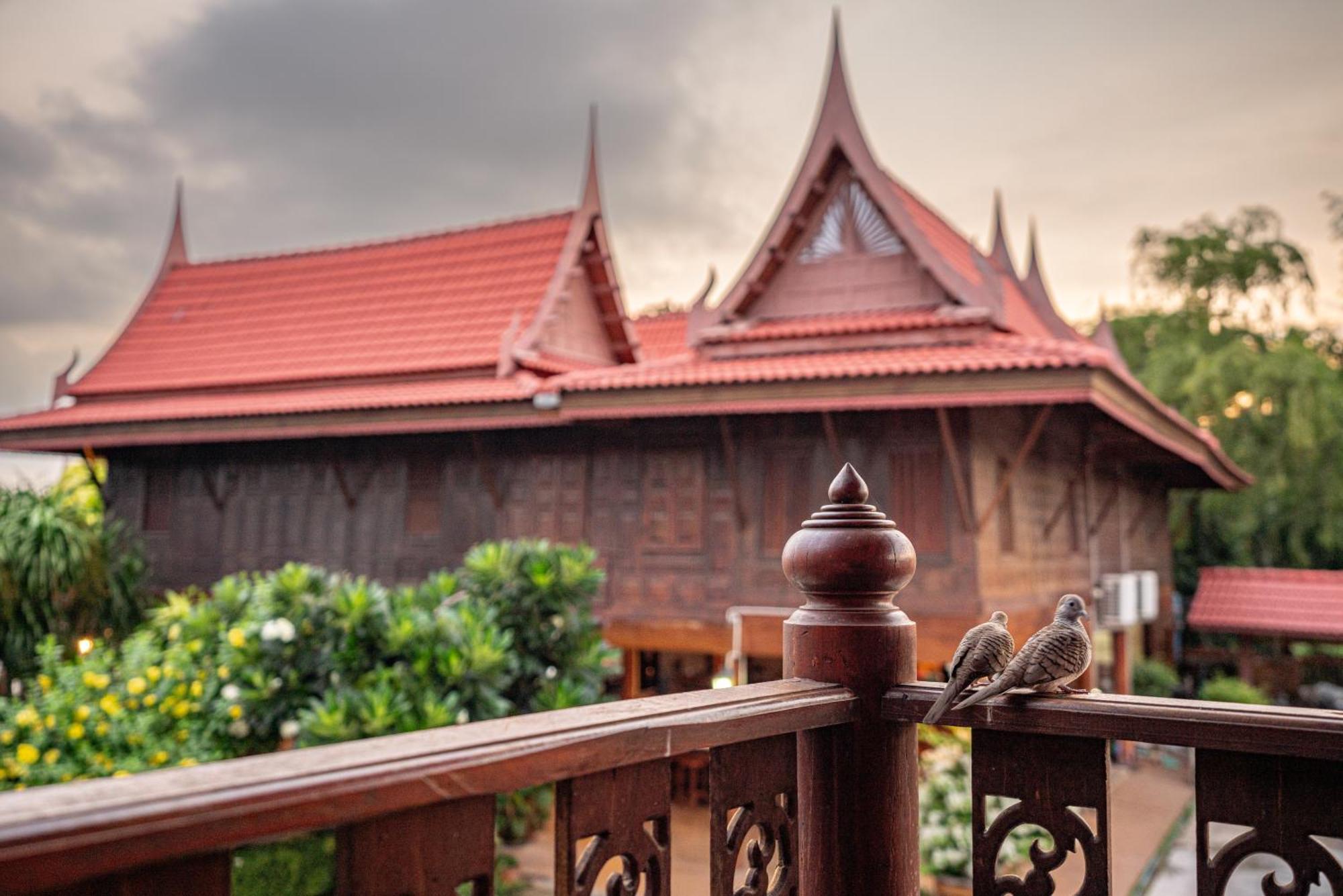 Athithara Homestay Аюттхая Экстерьер фото