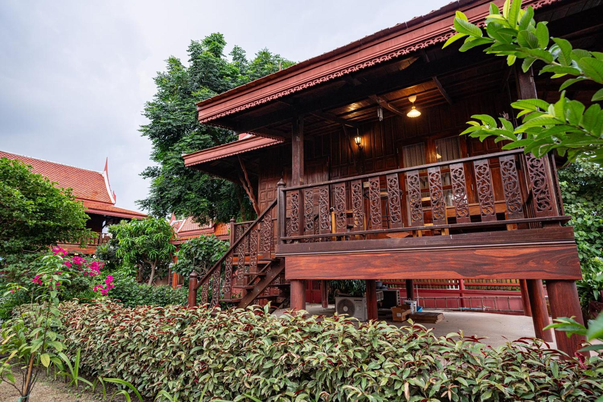 Athithara Homestay Аюттхая Экстерьер фото