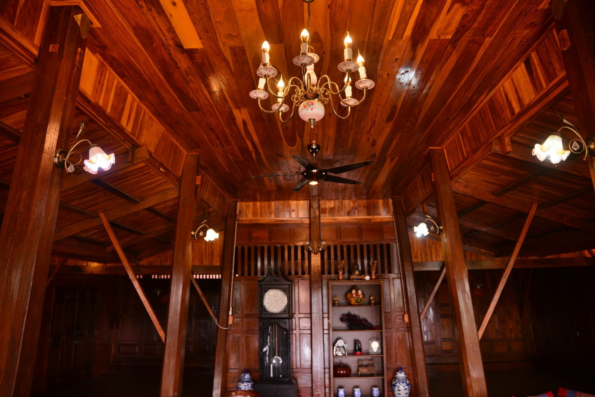 Athithara Homestay Аюттхая Экстерьер фото